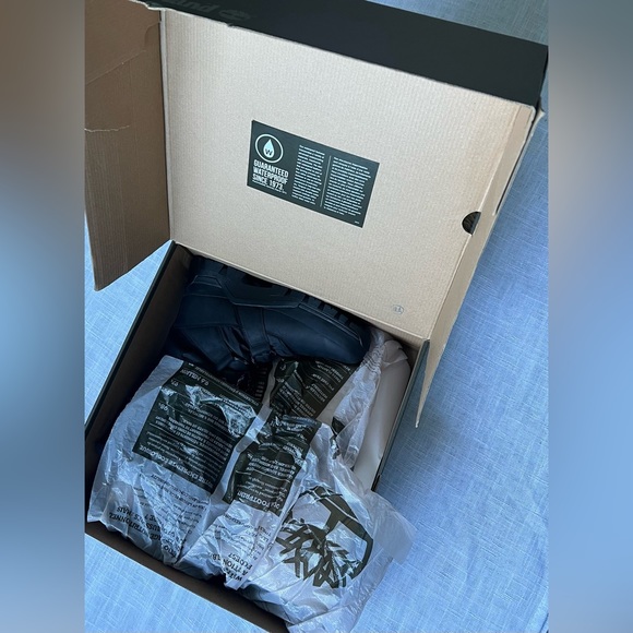 Timberland Woman's Jenness Falls Waterproof Insulated Snow Boots Black Size: 11 - Picture 7 of 9